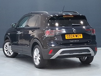 Used Volkswagen T-Cross 2024 for sale - 78837117: Photo
