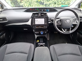 Used Toyota Prius 2021 for sale - 78927940: Photo