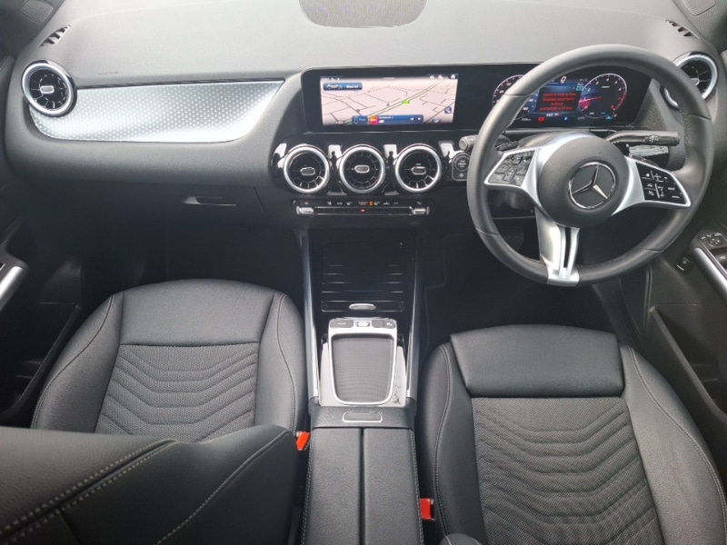 Used Mercedes-Benz GLA 2024 for sale - 77670035: Photo 2