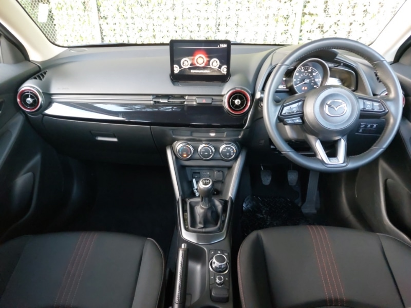 Used Mazda Mazda2 2024 for sale - 76078226: Photo 2