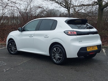 Used Peugeot 208 2022 for sale - 77142276: Photo