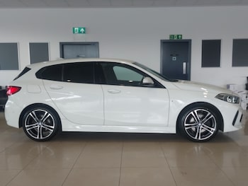Used BMW 1 Series 2023 for sale - 76265103: Photo 2