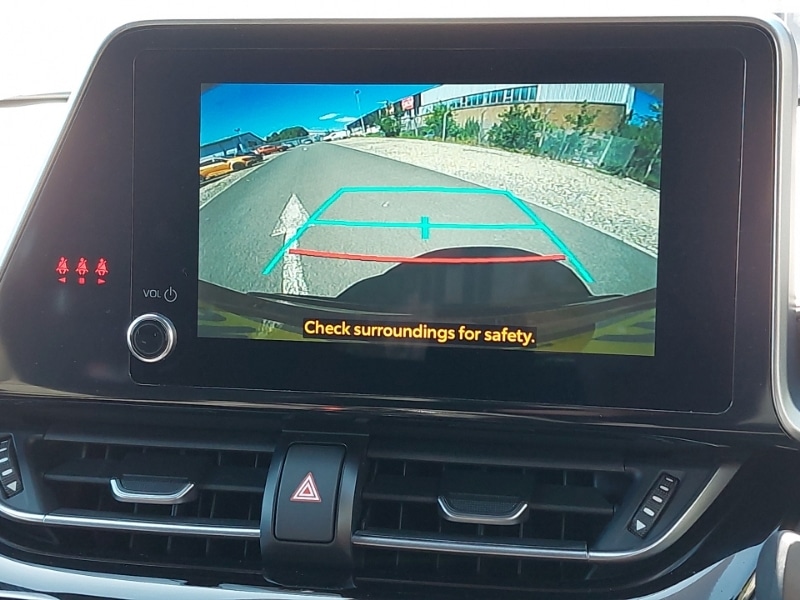 Used Toyota C-HR 2022 for sale - 76427100: Photo 11