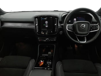 Used Volvo XC40 2022 for sale - 76773999: Photo