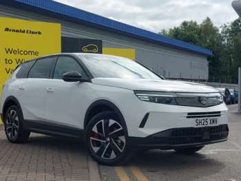 2025 - 1.2 Hybrid [136] GS 5dr e-DCT6
