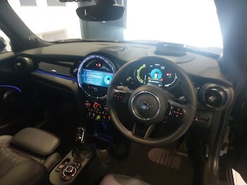 Used MINI Hatch 2022 for sale - 77339053: Photo