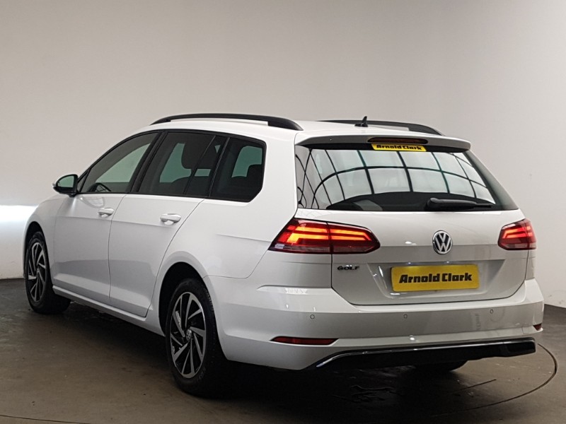 Used Volkswagen Golf 2020 for sale - 77955526: Photo 3