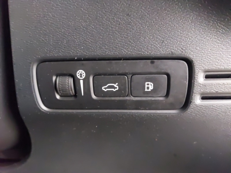 Used Volvo XC40 2022 for sale - 77039581: Photo 10