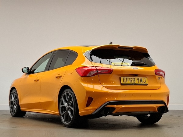 Used Ford Focus 2020 for sale - 76233159: Photo 3