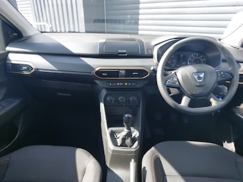 Used Dacia Sandero Stepway 2022 for sale - 78777512: Photo