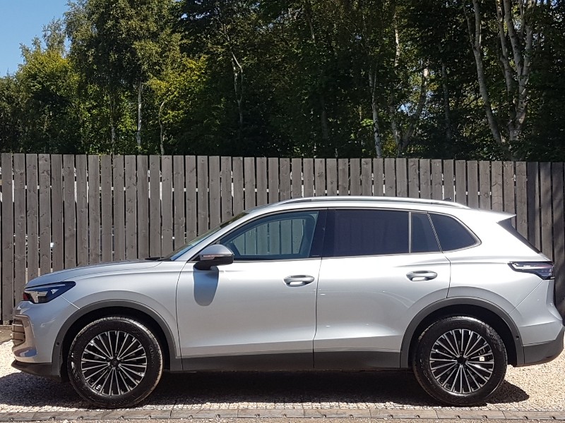 Used Volkswagen Tiguan 2025 for sale - 77160519: Photo 4