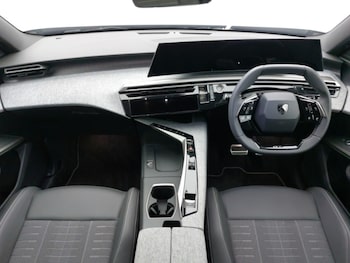 Used Peugeot 5008 2025 for sale - 78467297: Photo
