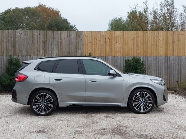 Used BMW iX1 2023 for sale - 76325340: Photo 2