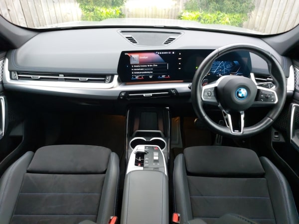 Used BMW iX1 2023 for sale - 76325340: Photo 4