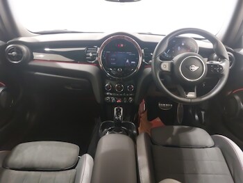 Used MINI Cooper 2023 for sale - 78253802: Photo