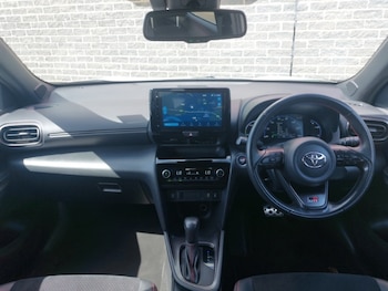 Used Toyota Yaris Cross 2023 for sale - 75477011: Photo