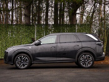 Used Peugeot 5008 2025 for sale - 77410573: Photo
