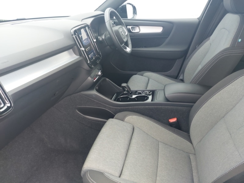 Used Volvo XC40 2023 for sale - 76442256: Photo 5