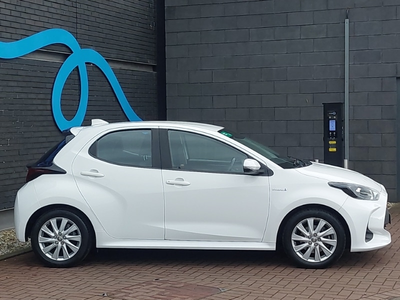 Used Toyota Yaris 2021 for sale - 77875949: Photo 4