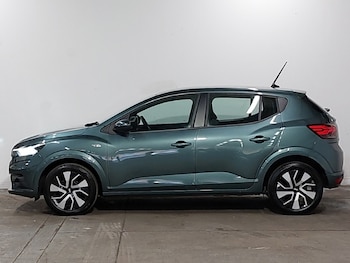 Used Dacia Sandero 2024 for sale - 76639796: Photo