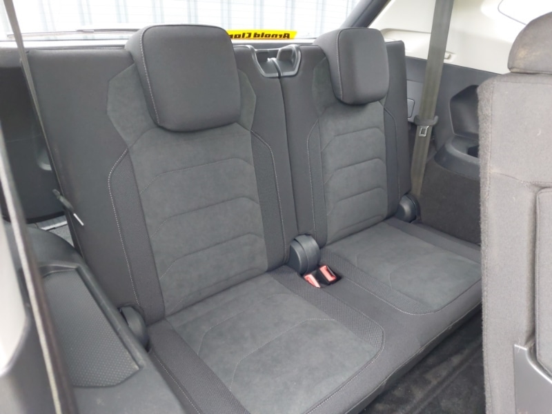Used Volkswagen Tiguan Allspace 2024 for sale - 76343095: Photo 12