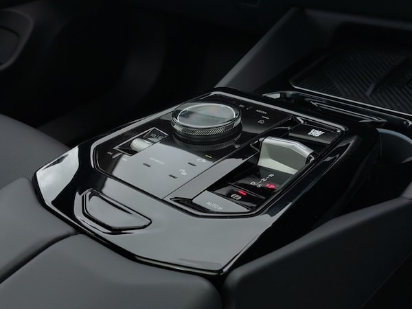 Used BMW 5 Series 2024 for sale - 76272657: Photo 10