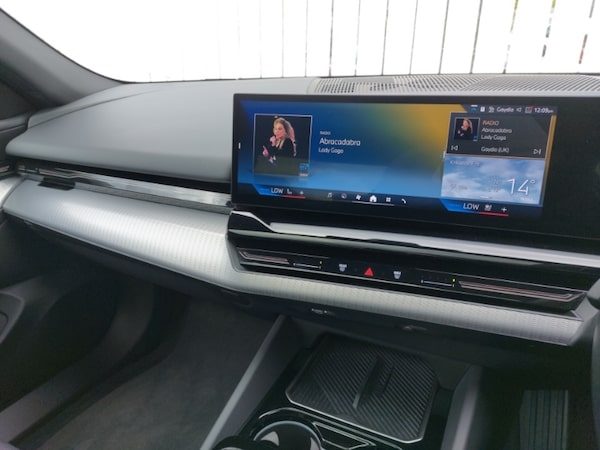 Used BMW 5 Series 2024 for sale - 76272657: Photo 8