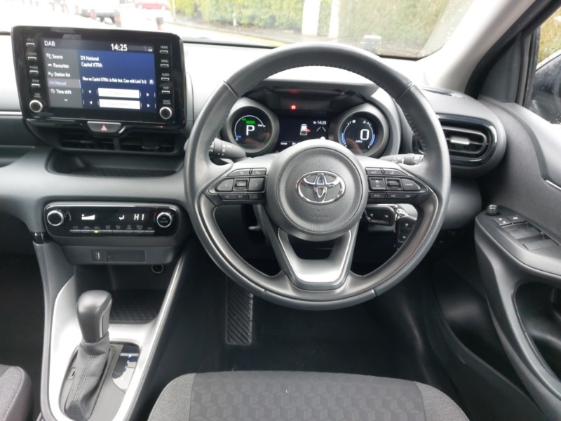 Used Toyota Yaris 2023 for sale - 77912877: Photo 7