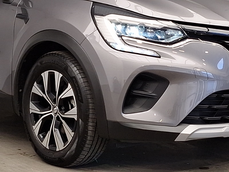 Used Renault Captur 2023 for sale - 77637243: Photo 9