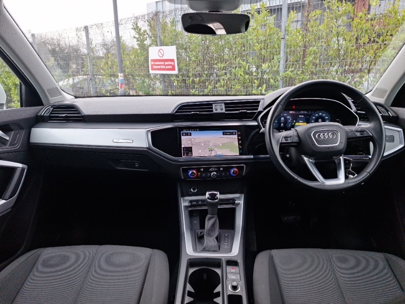 Used Audi Q3 2023 for sale - 78057422: Photo 2