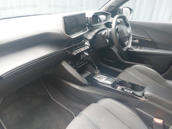 Used Peugeot 2008 2024 for sale - 76306004: Photo 5