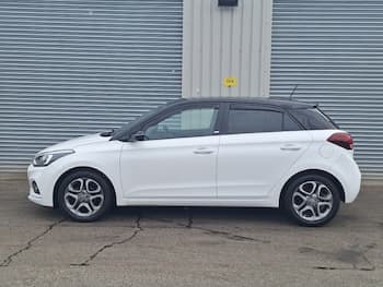 Used Hyundai i20 2020 for sale - 79673140: Photo