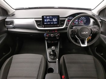 Used Kia Stonic 2022 for sale - 78080379: Photo