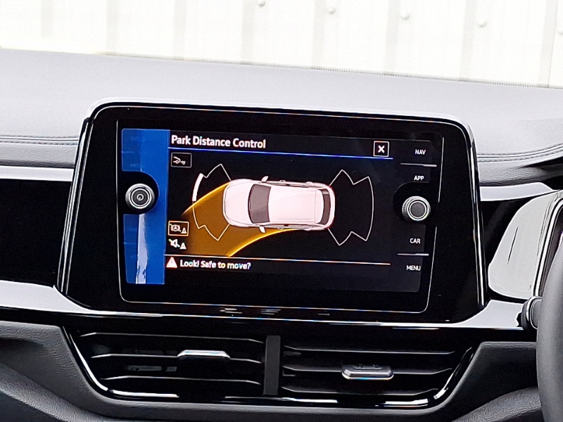 Used Volkswagen T-Roc 2025 for sale - 77304617: Photo 9