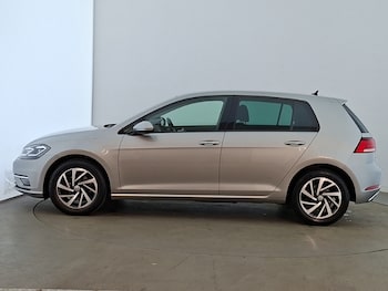 Used Volkswagen Golf 2020 for sale - 79457532: Photo