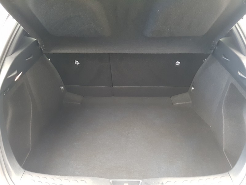 Used Toyota C-HR 2023 for sale - 77999150: Photo 8