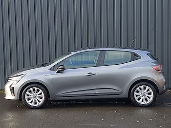 Used Renault Clio 2025 for sale - 77115347: Photo