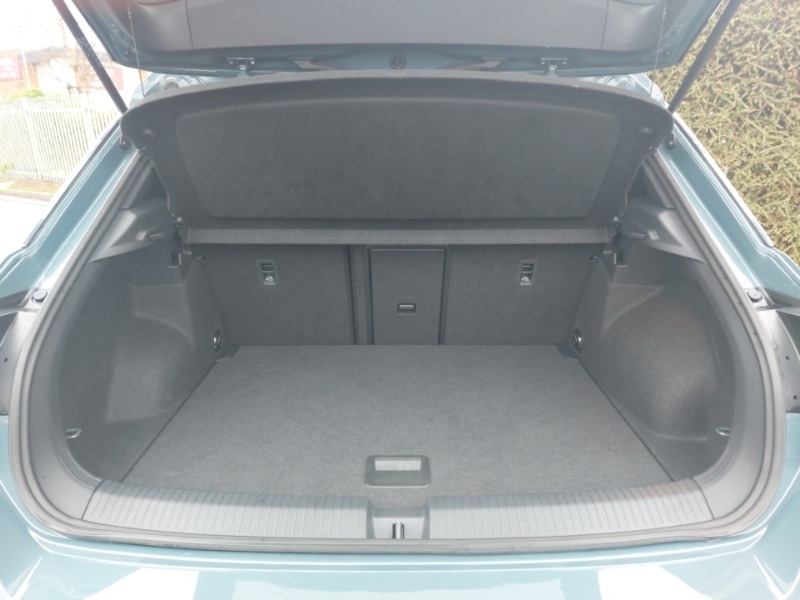 Used Volkswagen T-Roc 2025 for sale - 77024893: Photo 8