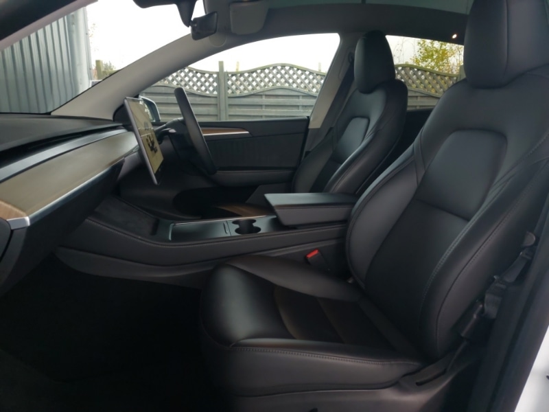 Used Tesla Model Y 2023 for sale - 76861282: Photo 5