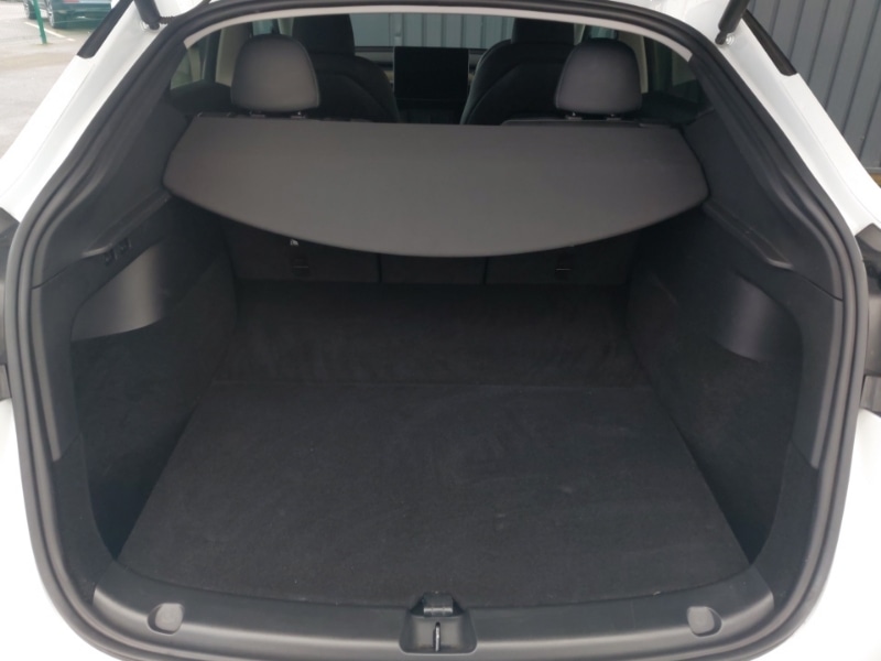 Used Tesla Model Y 2023 for sale - 76861282: Photo 8