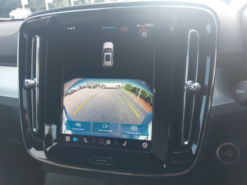 Used Volvo XC40 2024 for sale - 77338939: Photo 11