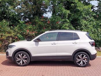Used Volkswagen T-Cross 2024 for sale - 78736089: Photo