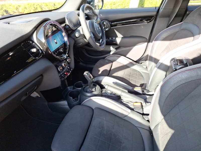 Used MINI Hatch 2023 for sale - 77986341: Photo 5