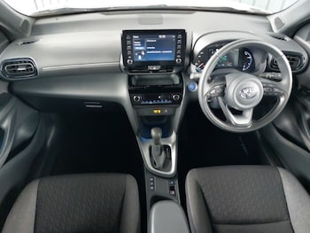 Used Toyota Yaris Cross 2023 for sale - 75382015: Photo