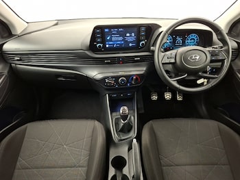 Used Hyundai BAYON 2022 for sale - 77677793: Photo