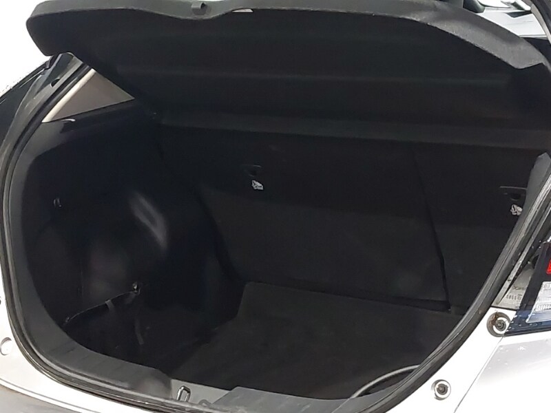 Used Nissan Leaf 2021 for sale - 76834015: Photo 8