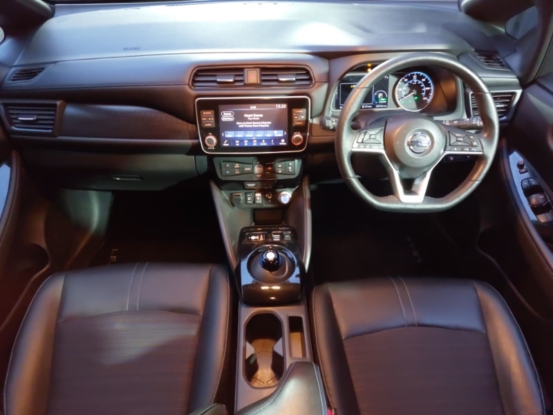 Used Nissan Leaf 2020 for sale - 77039507: Photo 2