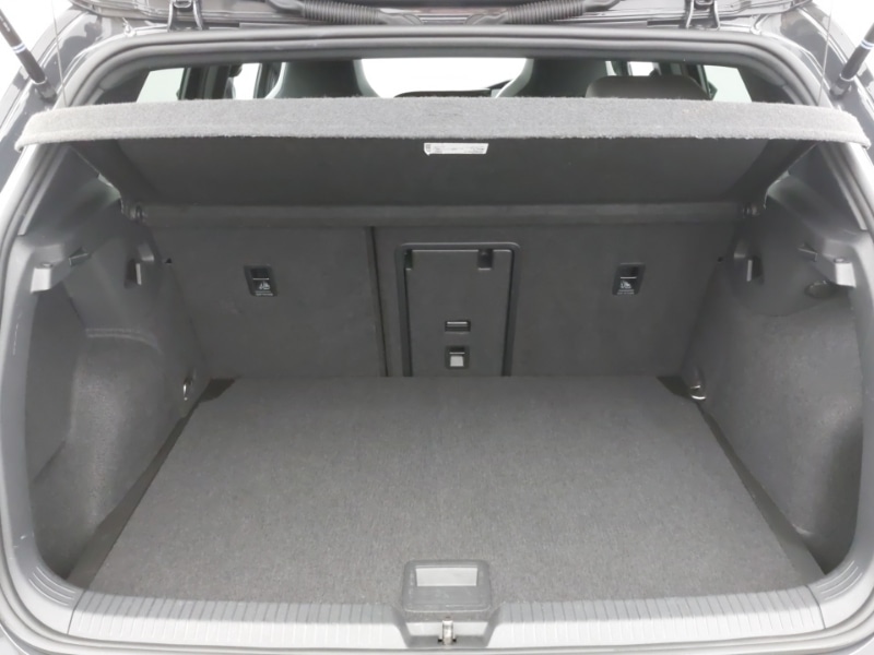 Used Volkswagen Golf 2023 for sale - 77482848: Photo 8
