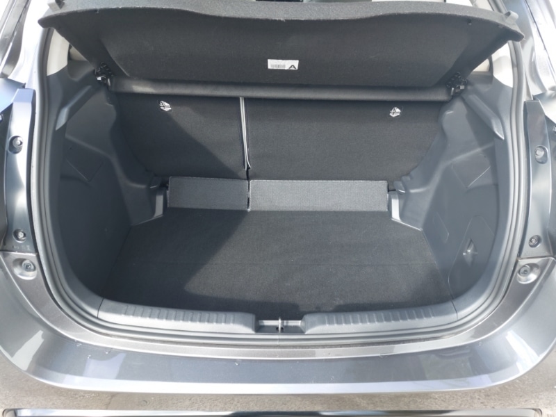 Used Toyota Yaris 2024 for sale - 76709013: Photo 8