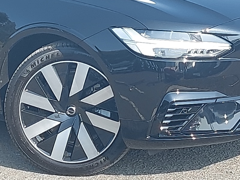 Used Volvo V90 2025 for sale - 76666417: Photo 9